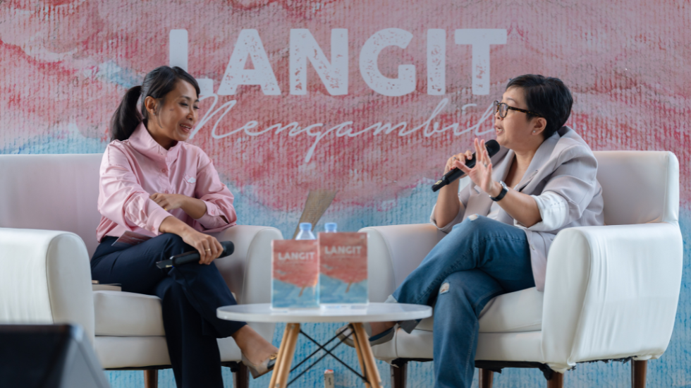 Langit Mengambil Ika Natassa: Novel Kehilangan dan Trauma yang Sangat Menghantam